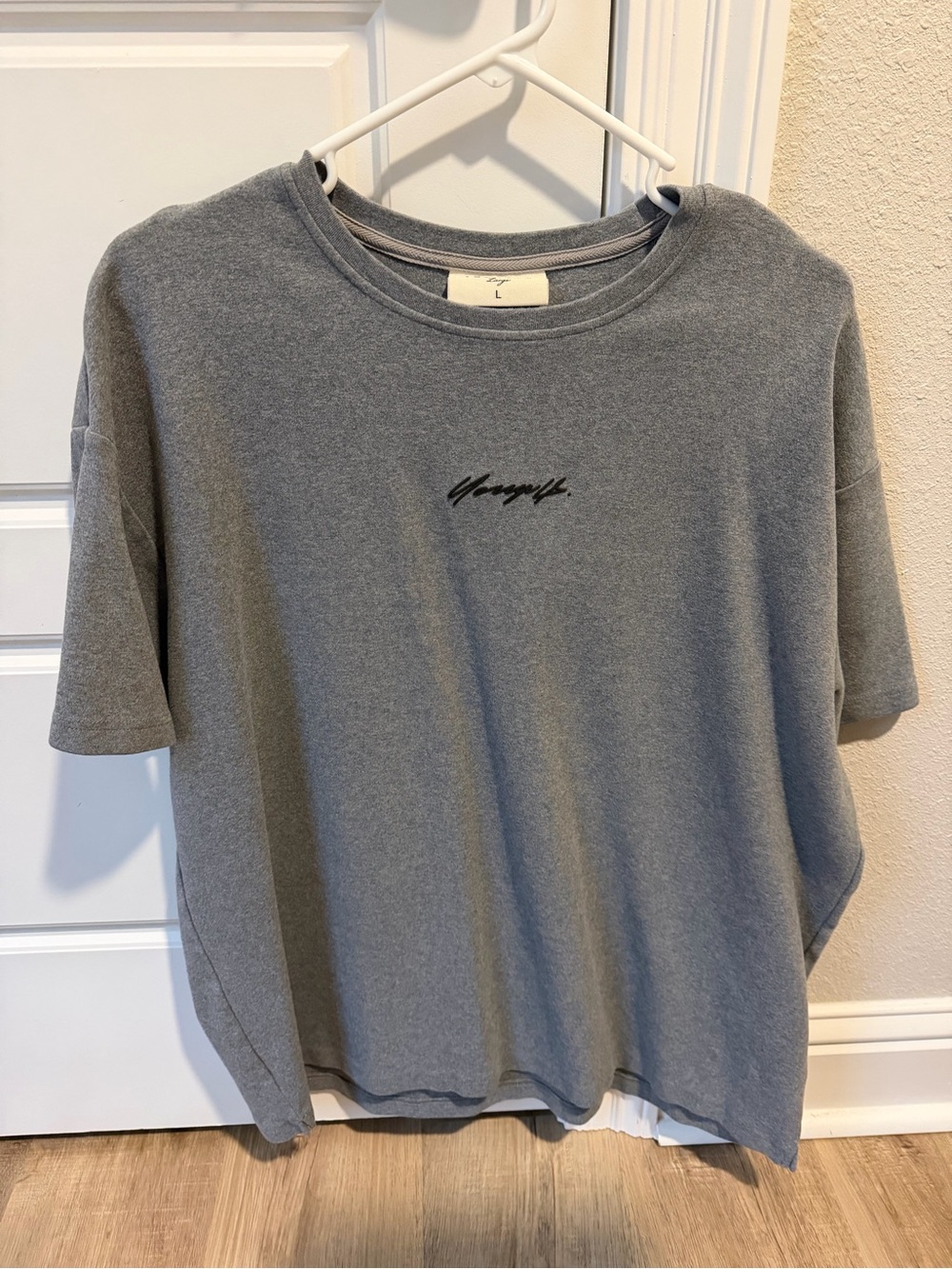 YoungLA Script Logo Tee Men's Gray Short Sleeve Tee Size Large